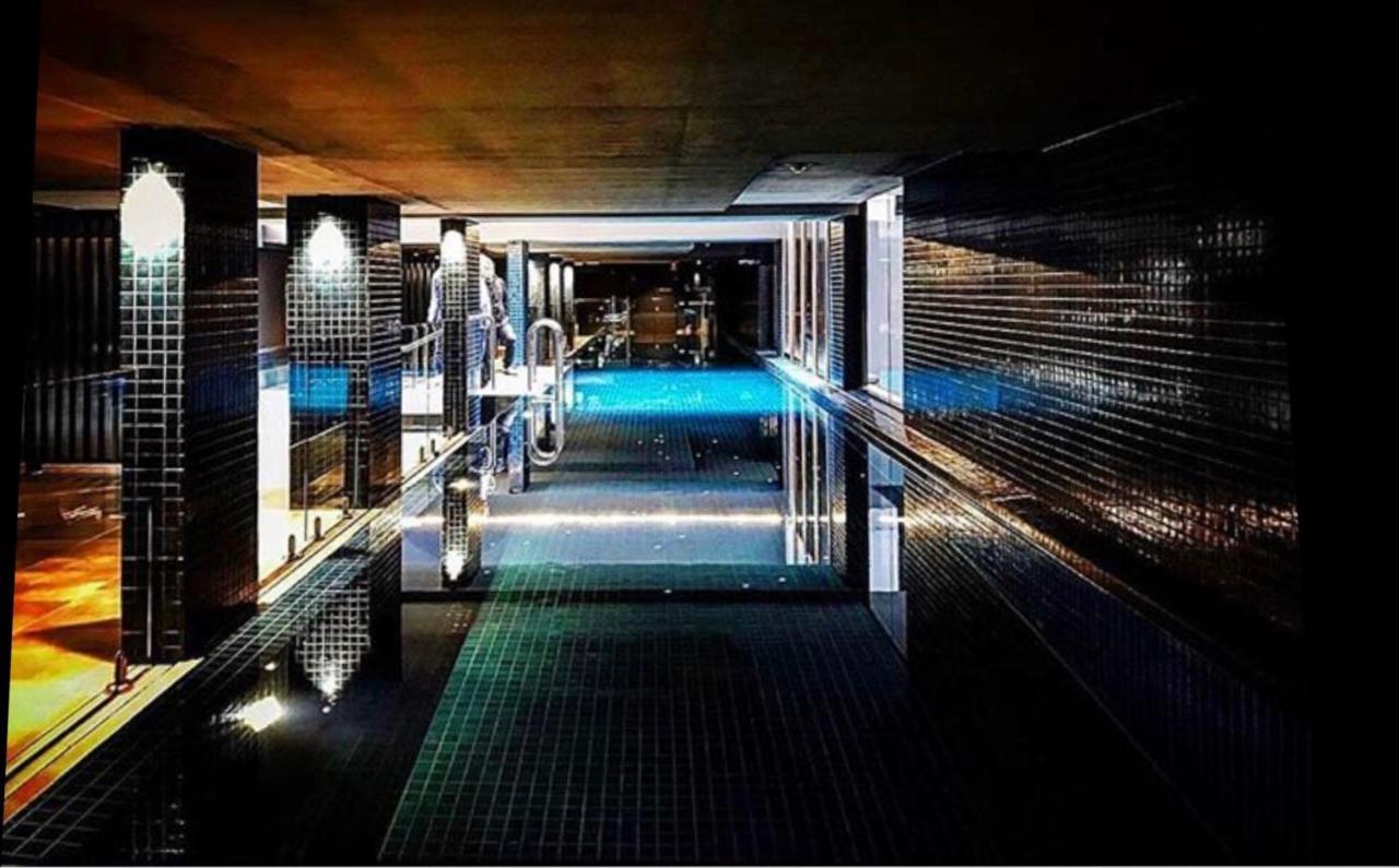 Midnight Luxe 1Br 1Bath Apartment 104 In The Heart Of Braddon Pool Sauna Secure Parking Wine Wifi キャンベラ エクステリア 写真